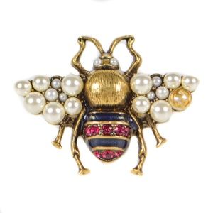 Brand New Gucci Bee ring pearls and crystals